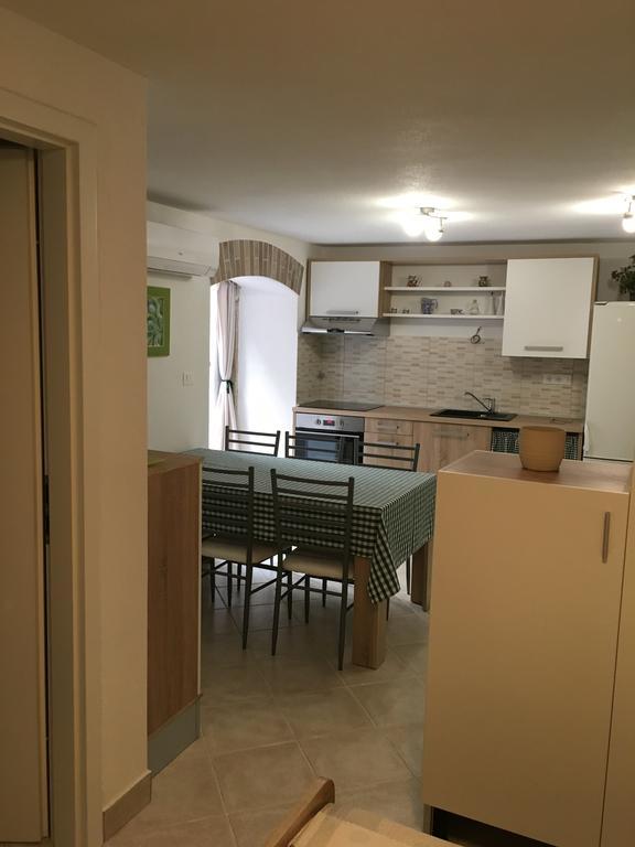 Apartment Filipas Cres Luaran gambar