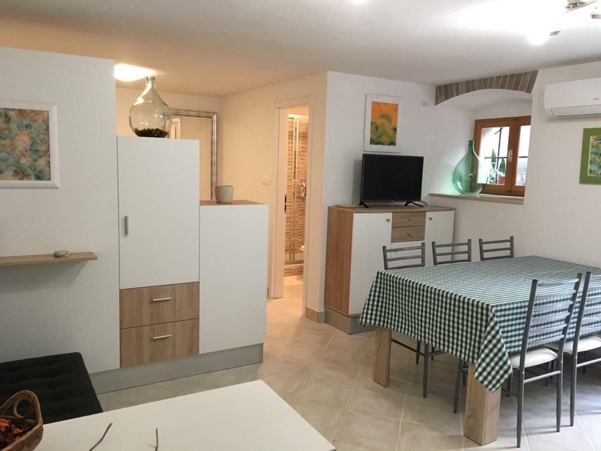 Apartment Filipas Cres Luaran gambar