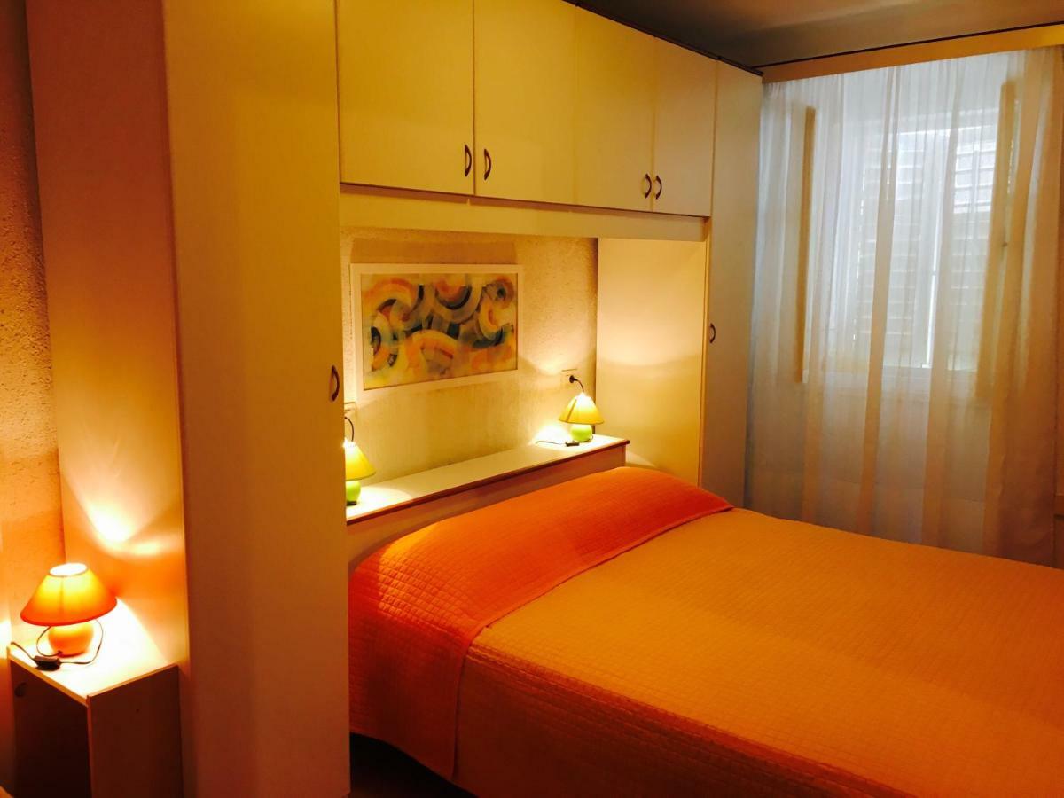 Apartment Filipas Cres Luaran gambar