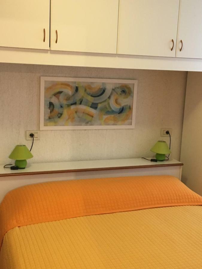 Apartment Filipas Cres Luaran gambar